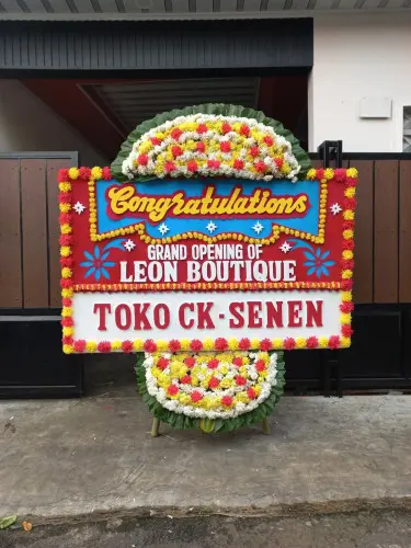Papan Bunga Opening pemurus luar