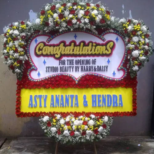 Papan Bunga Opening pemurus luar
